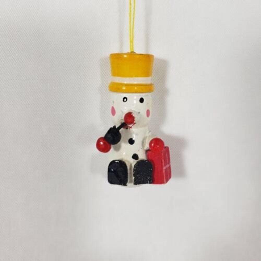 Vintage‎ Hand Painted Wooden Snowman Christmas Ornament Made In Taiwan 2"